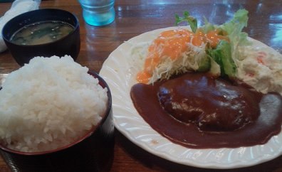 ハンバーグ定食.png