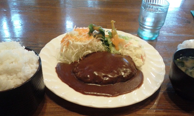 ハンバーグ定食.png